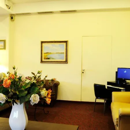 Apartamento Dipendenza Aurora